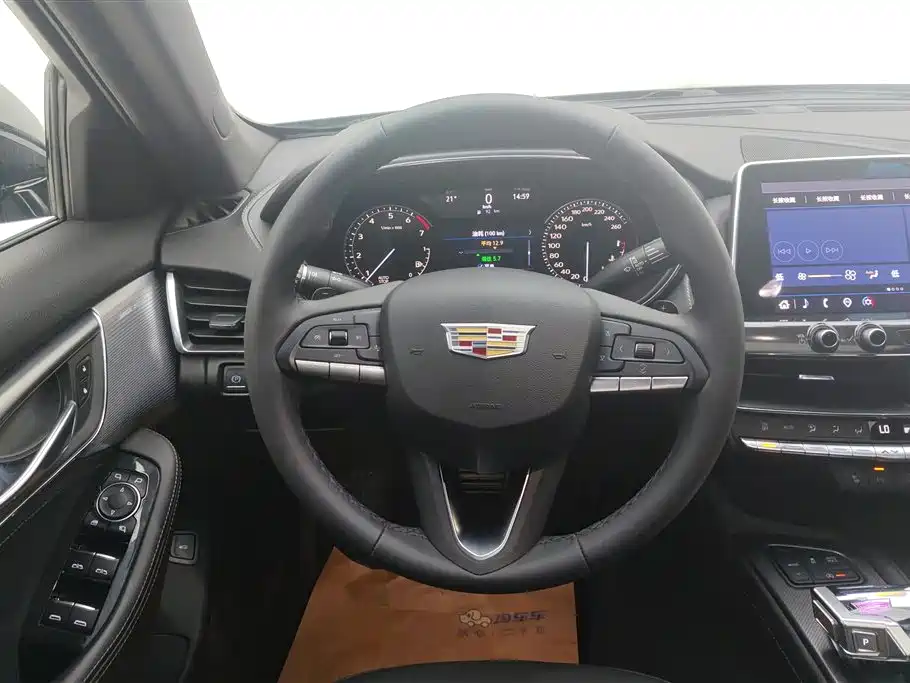 Cadillac CT5 2021 — фото 15