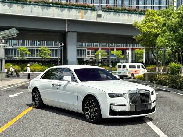 Rolls-Royce Ghost 2021
