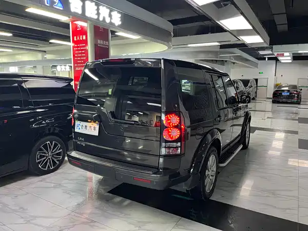 Land Rover Discovery 2015