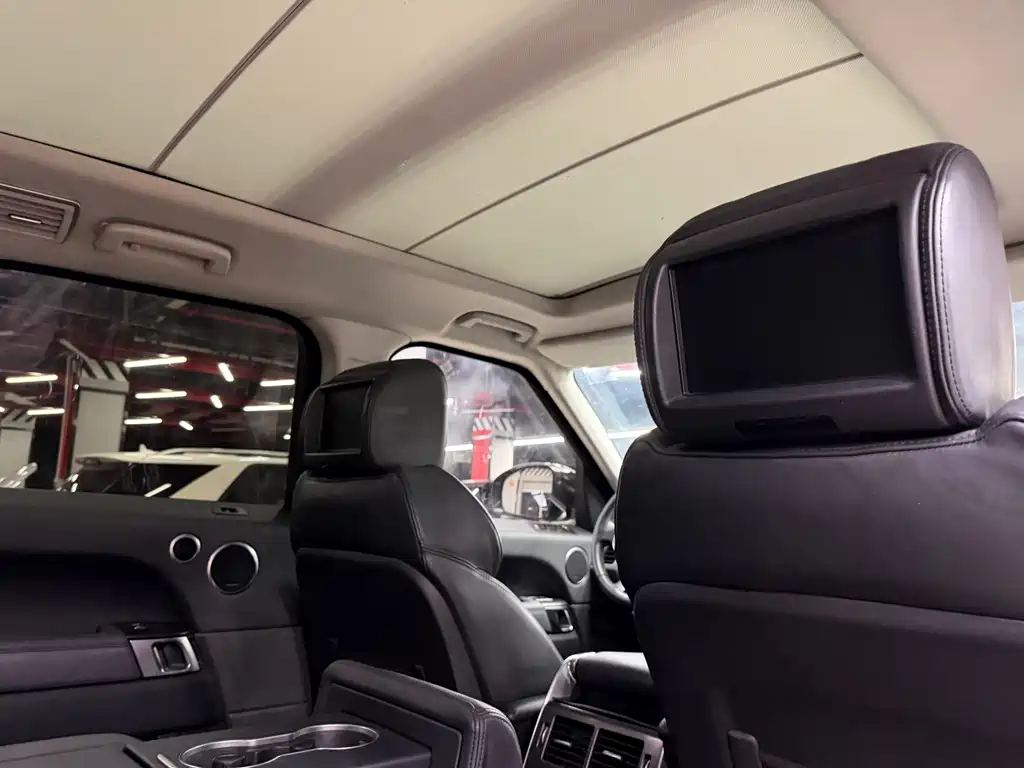 Land Rover Range Rover Sport 2014 — фото 31