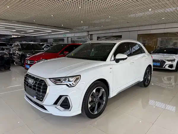 Audi Q3 2022