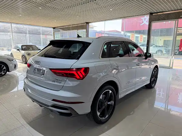 Audi Q3 2022
