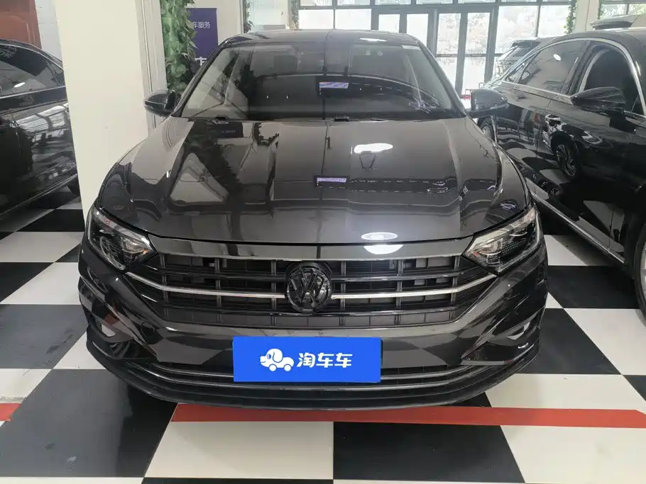 Volkswagen Sagitar 2021