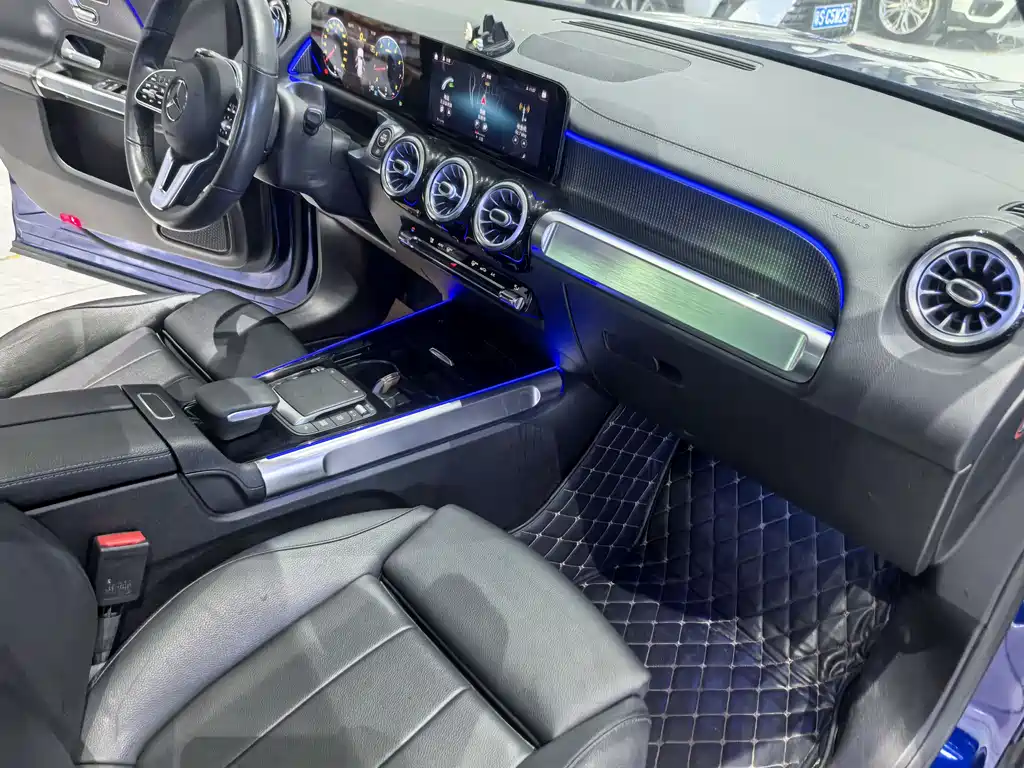 Mercedes-Benz GLB 2021 — фото 13