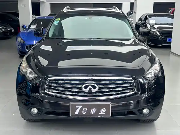 Infiniti FX 2012