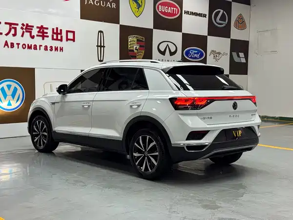 Volkswagen T-Roc 2023