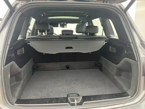 Mercedes-Benz GLB 2024