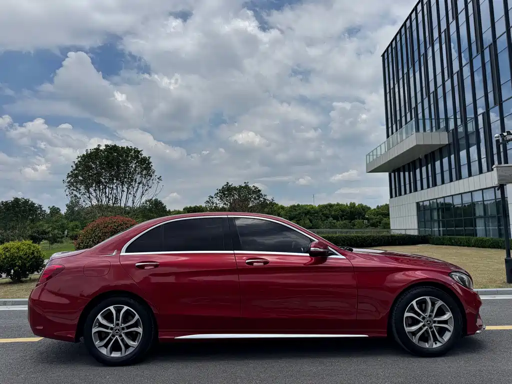Mercedes-Benz C-Class 2017 — фото 33