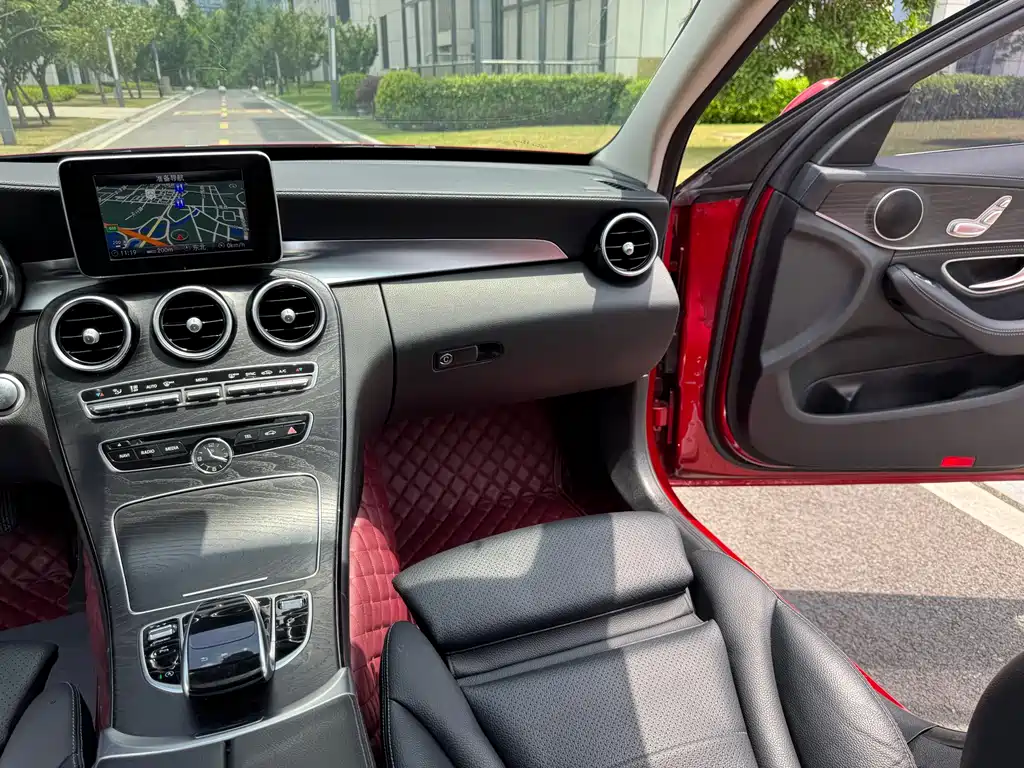 Mercedes-Benz C-Class 2017 — фото 16