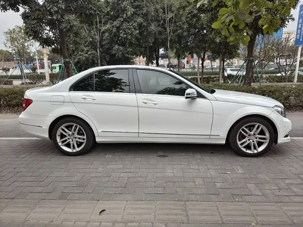 Mercedes-Benz C-Class 2013 — фото 4
