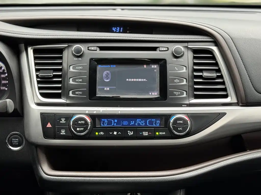 Toyota Highlander 2017 — фото 15