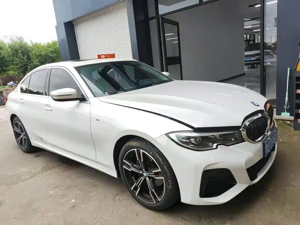 BMW 3 Series 2022