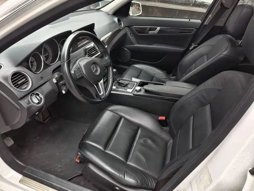 Mercedes-Benz C-Class 2013 — фото 12