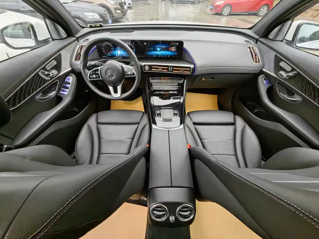 Mercedes-Benz EQC 2022