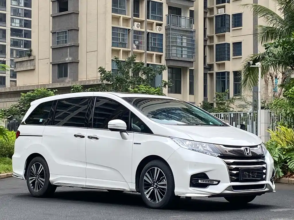 Honda Odyssey 2021 — фото 13