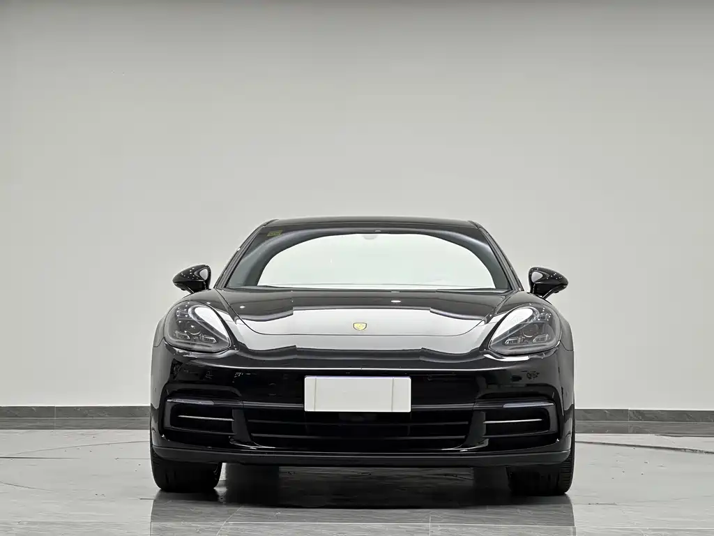 Porsche Panamera 2018