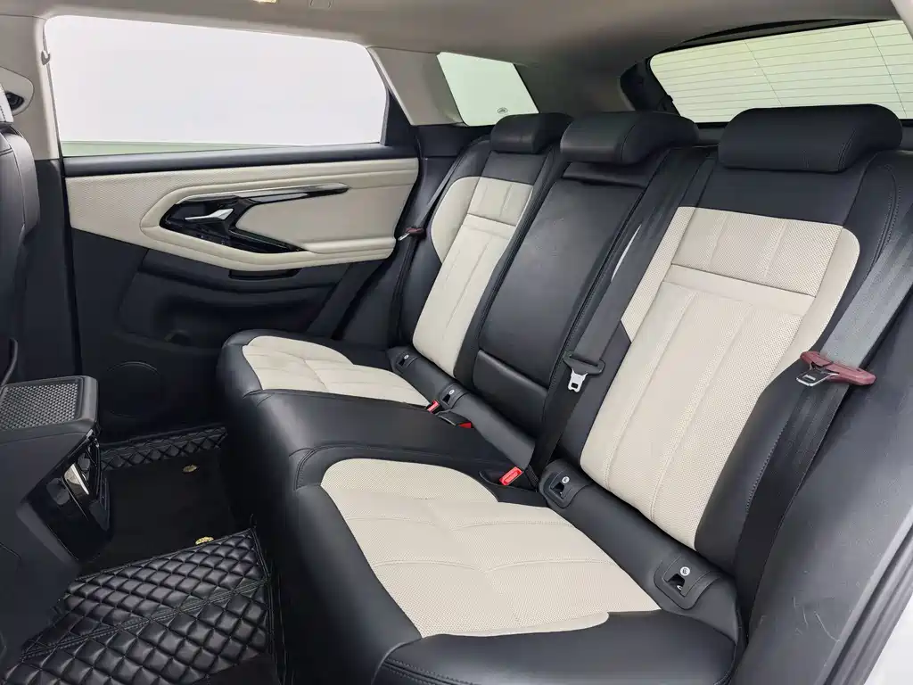 Land Rover Range Rover Evoque 2022 — фото 14