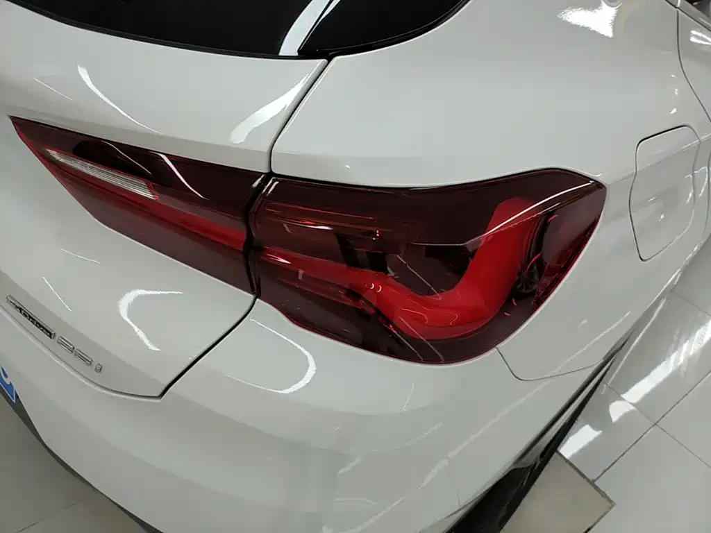 BMW X2 2023 — фото 24