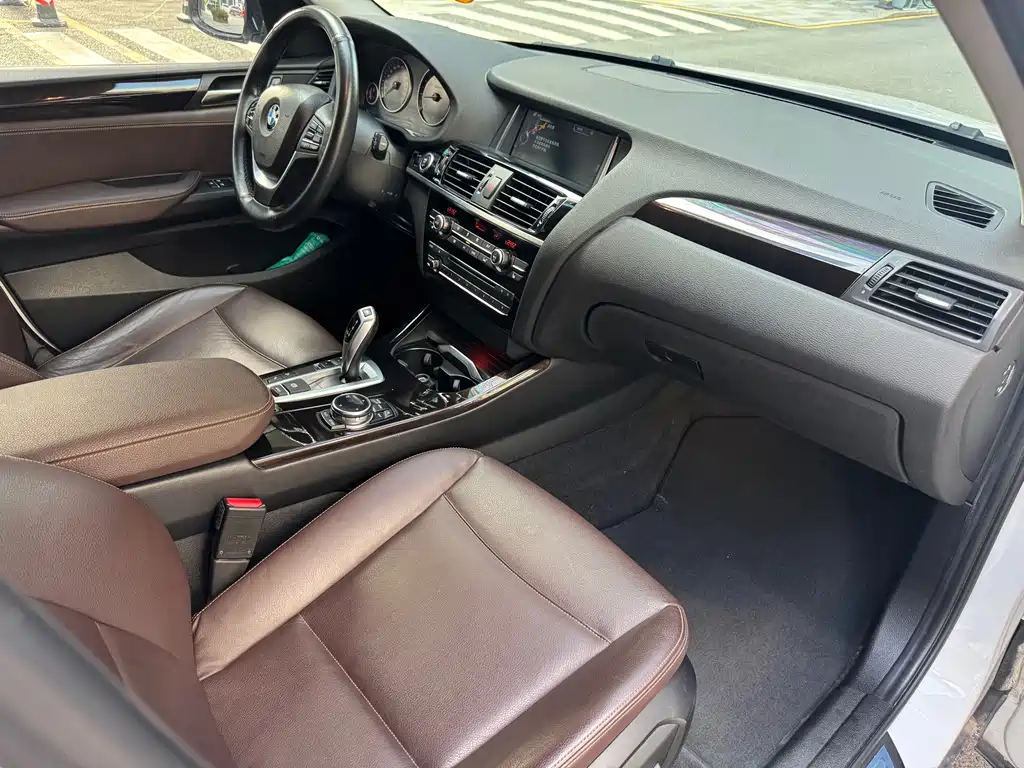 BMW X3 2014 — фото 10