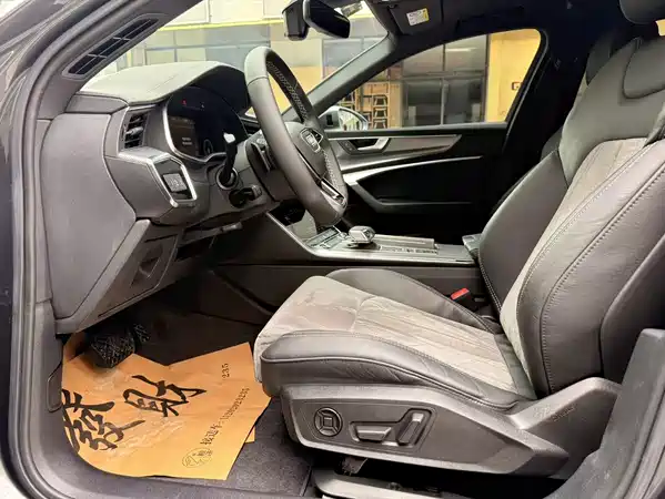 Audi A6L 2021