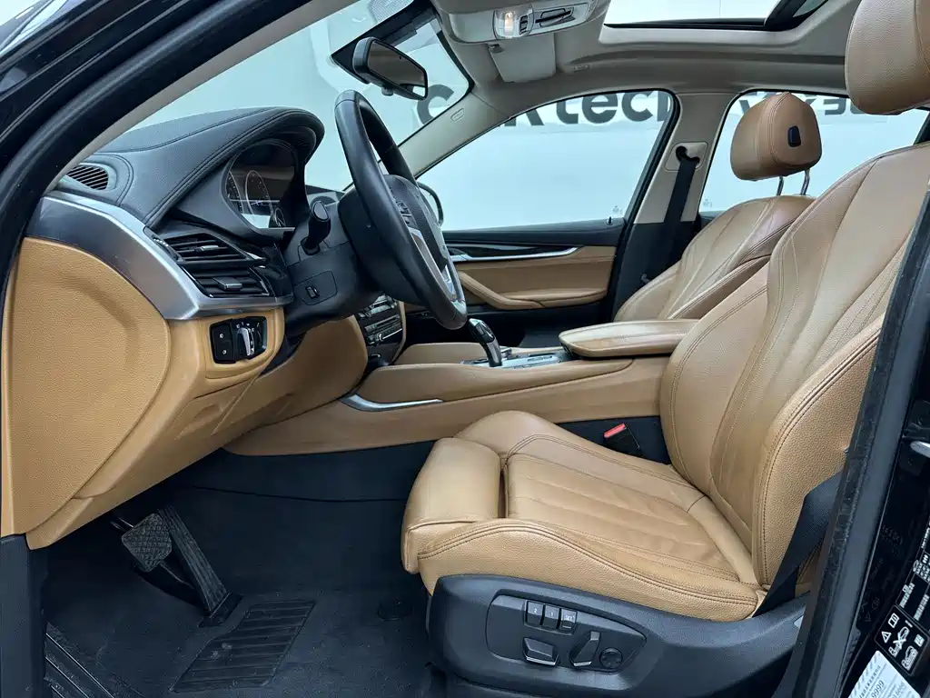 BMW X6 2018 — фото 24