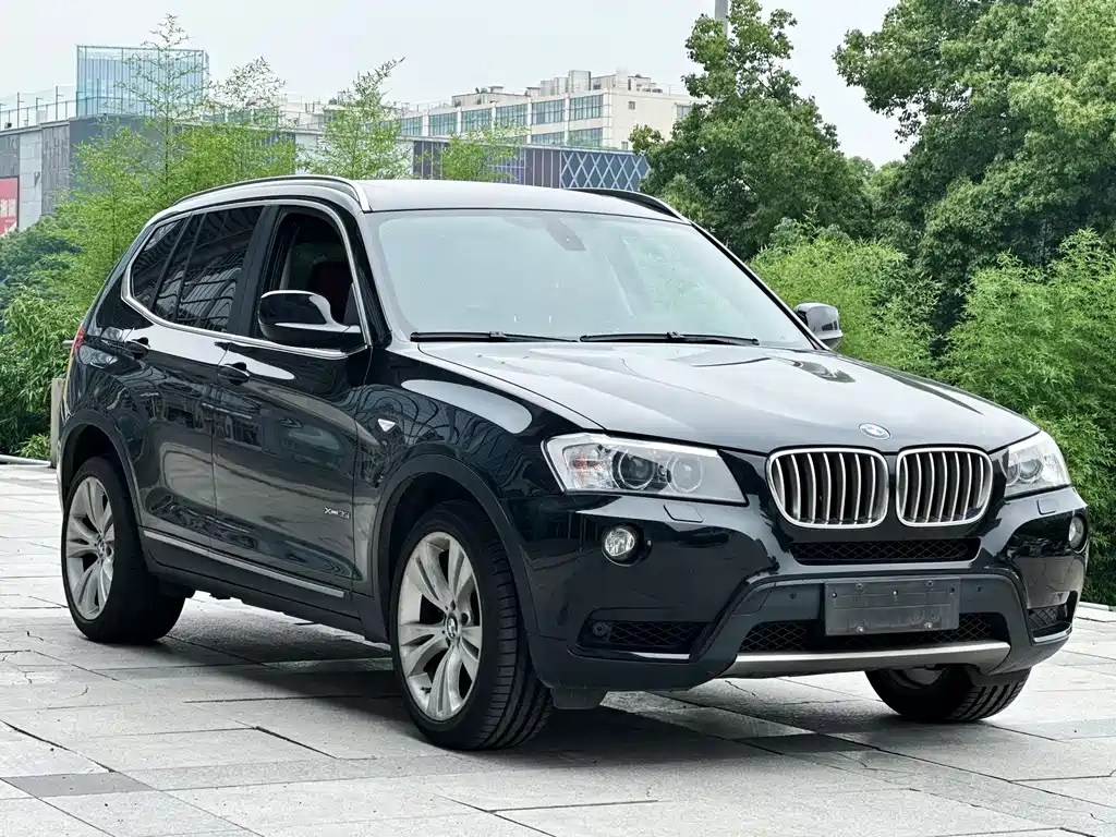 BMW X3 2012 — фото 3