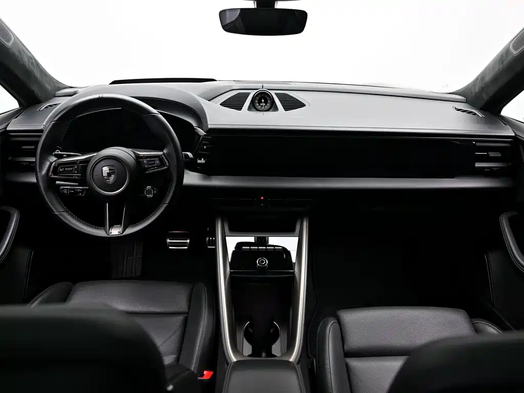 Porsche Macan EV 2024 — фото 11