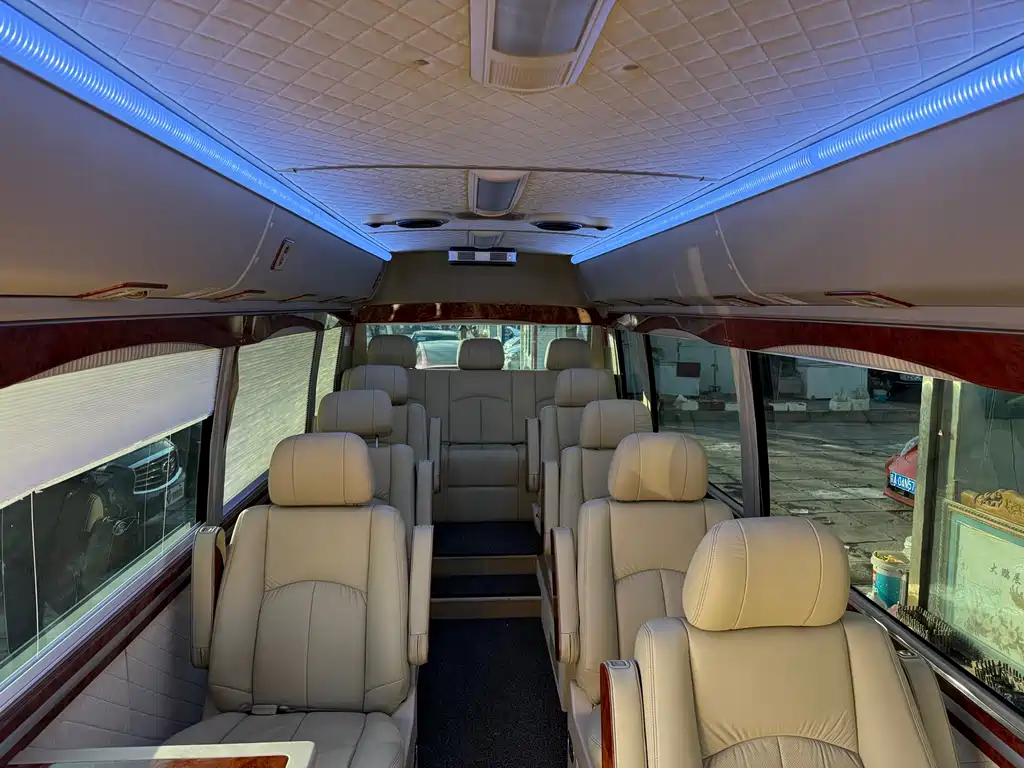 Toyota Coaster 2012 — фото 12