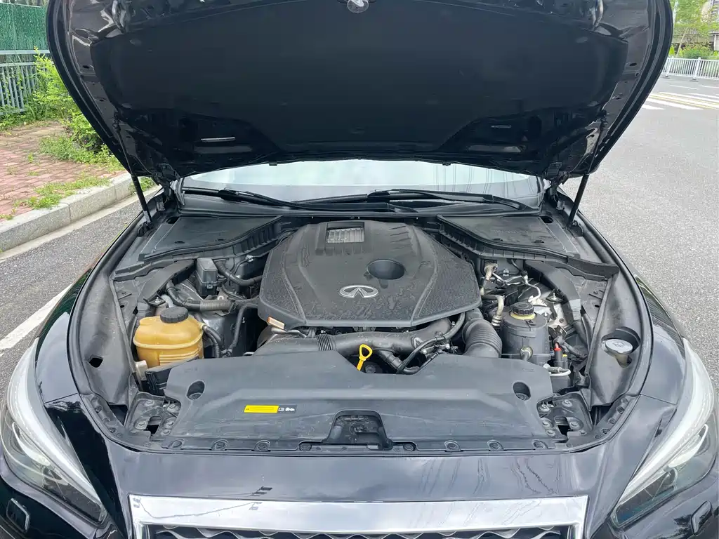 Infiniti Q50L 2015 — фото 27
