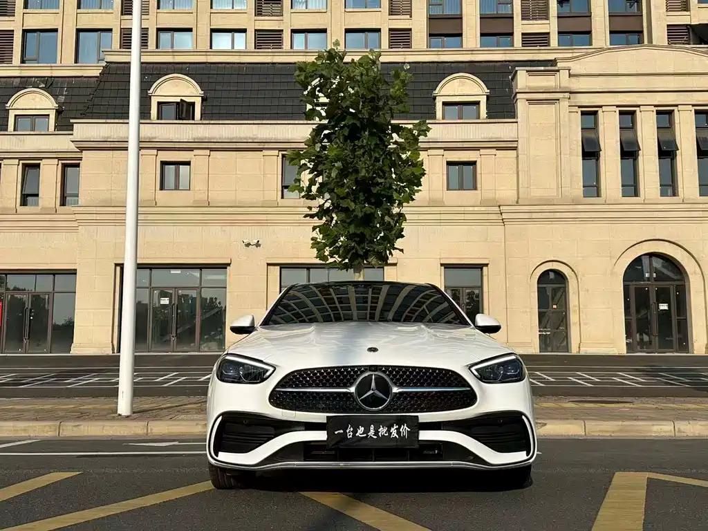 Mercedes-Benz C-Class 2023