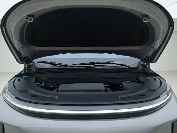Li Auto L7 2025