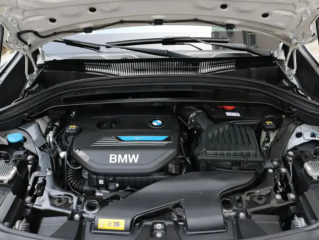 BMW X1 New Energy 2019 — фото 15