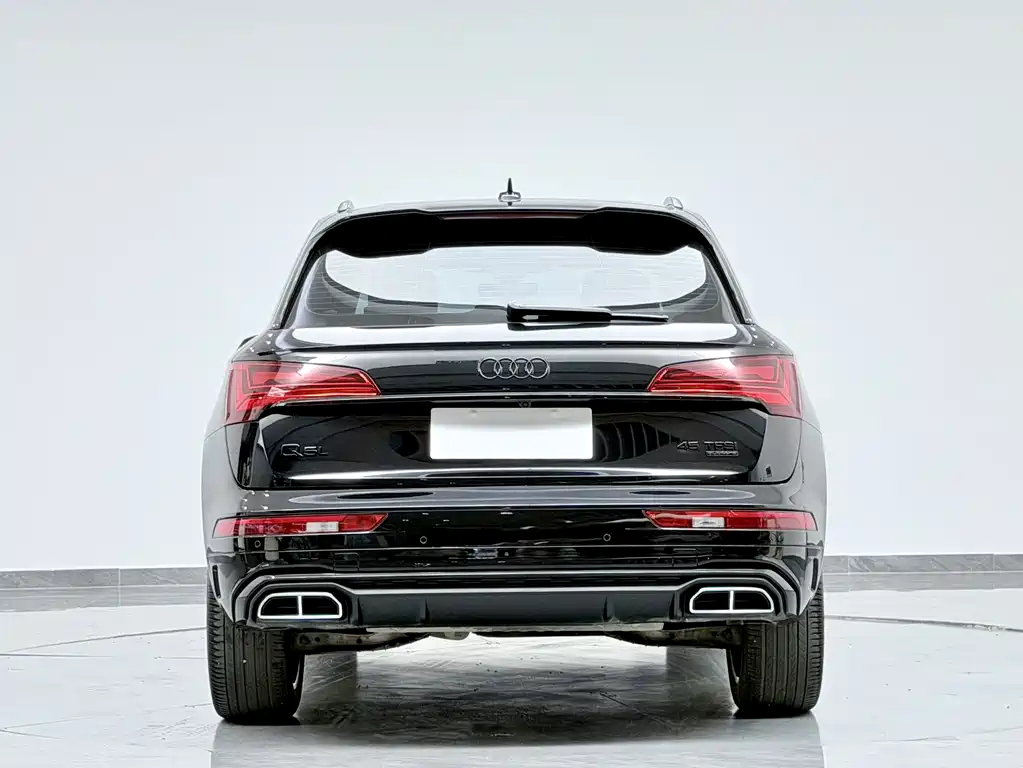 Audi Q5L 2024