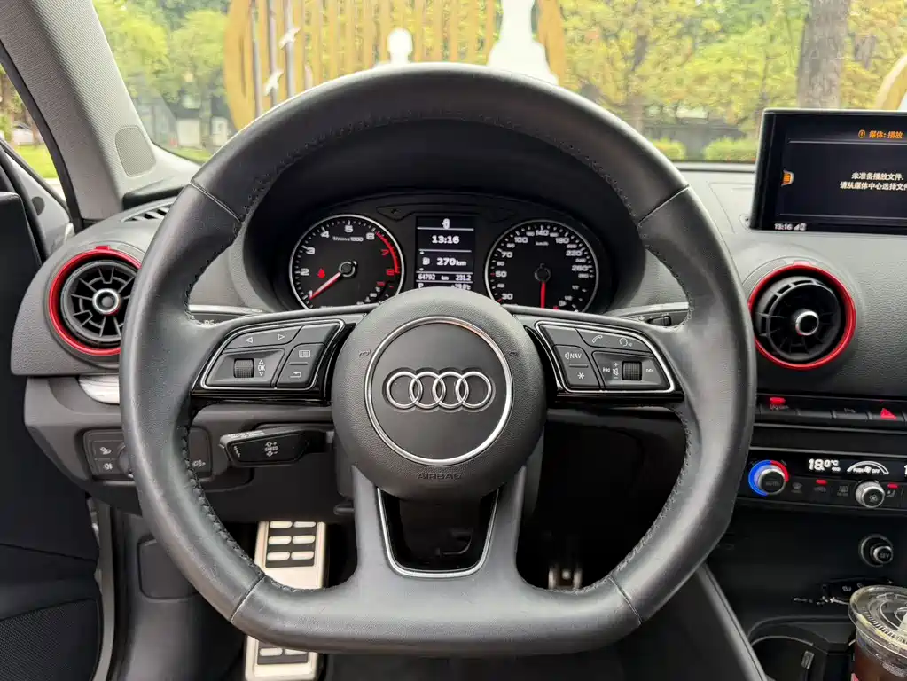 Audi A3 2020 — фото 13