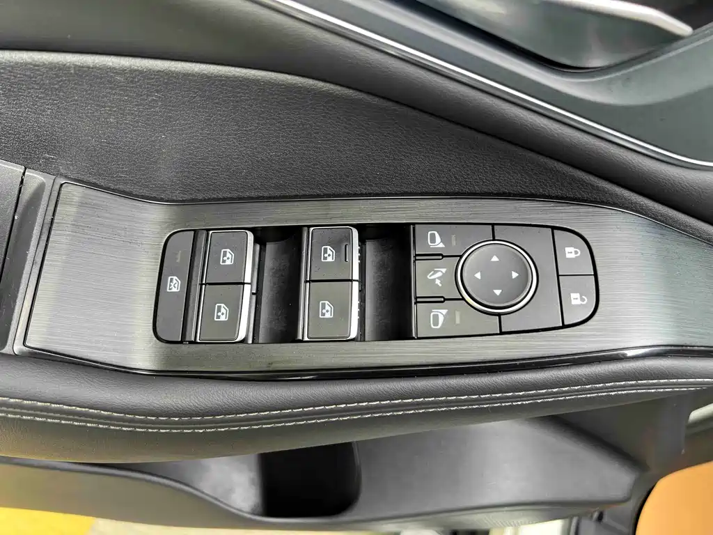 Nissan X-Trail 2022 — фото 18