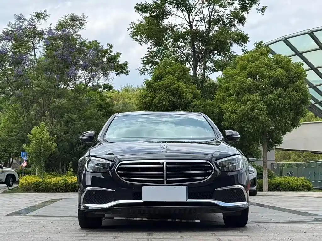 Mercedes-Benz E-Class 2021 — фото 2