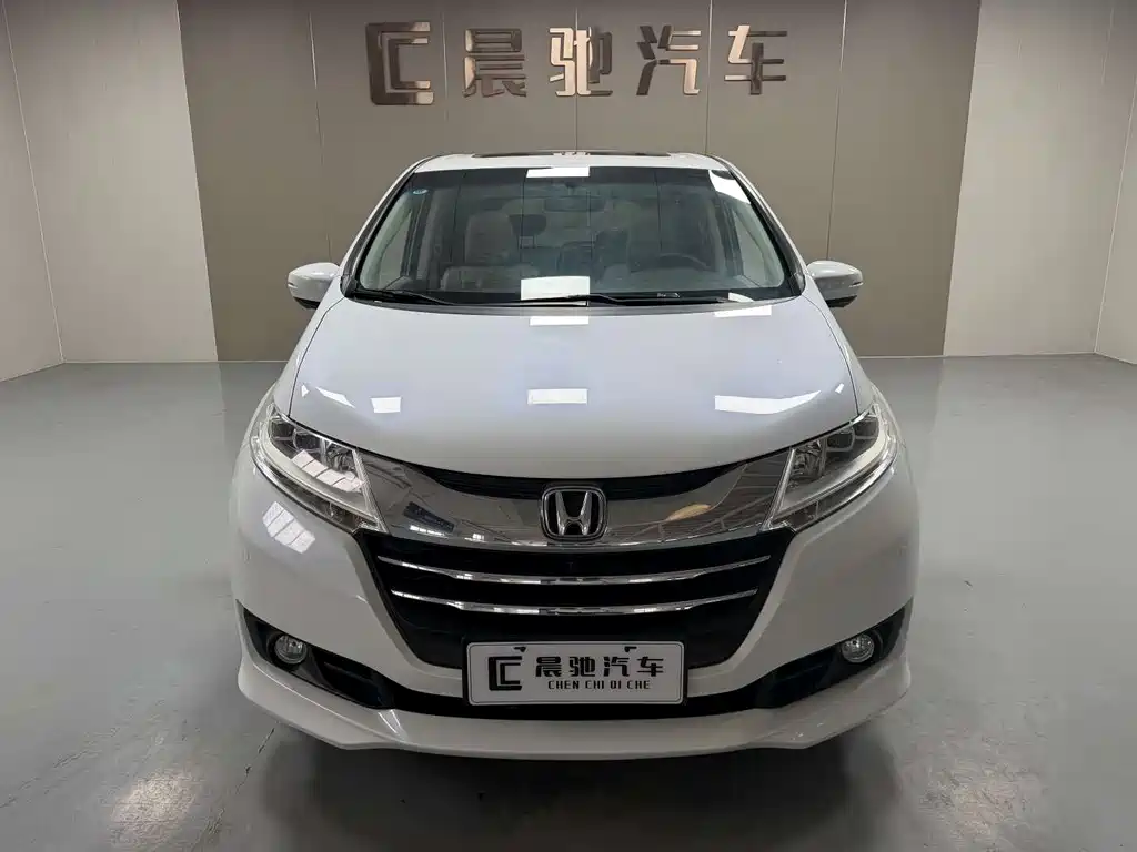 Honda Odyssey 2016 — фото 2