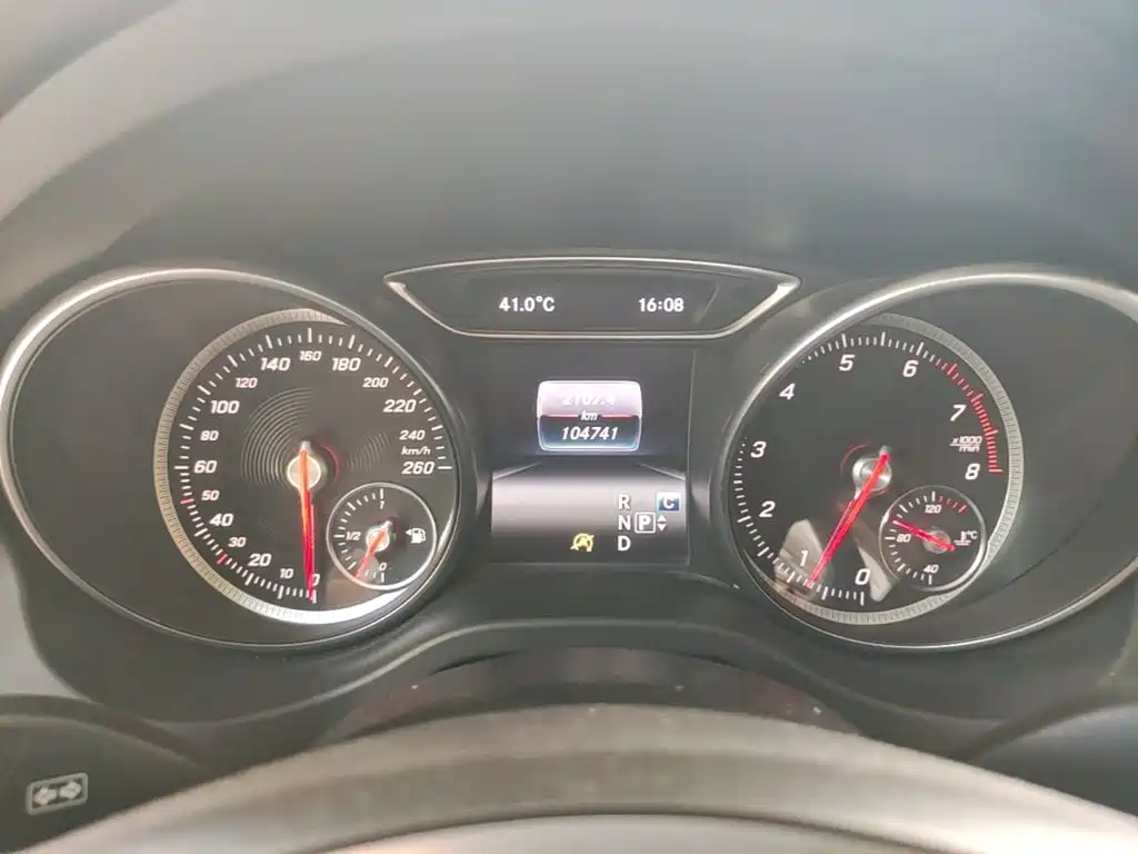 Mercedes-Benz GLA 2018 — фото 12
