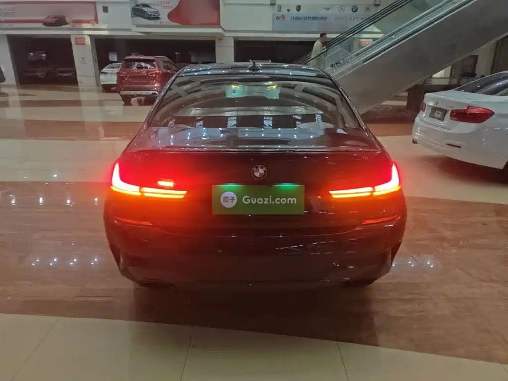BMW 3 Series 2021