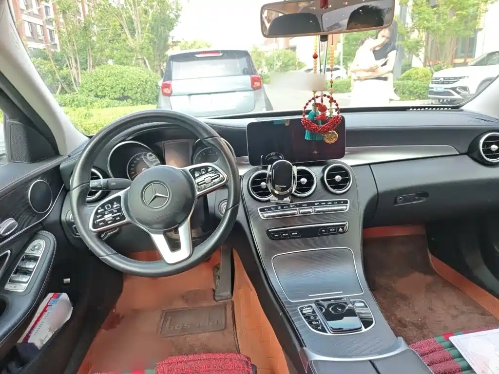 Mercedes-Benz C-Class 2019