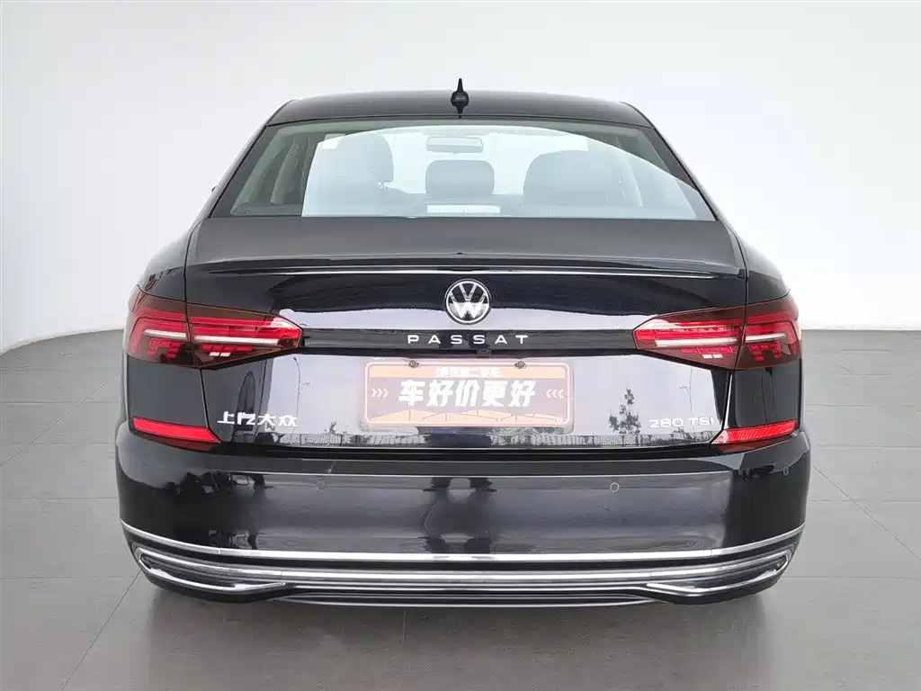 Volkswagen Passat 2023 — фото 4