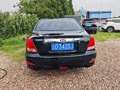 Hyundai Elantra 2011
