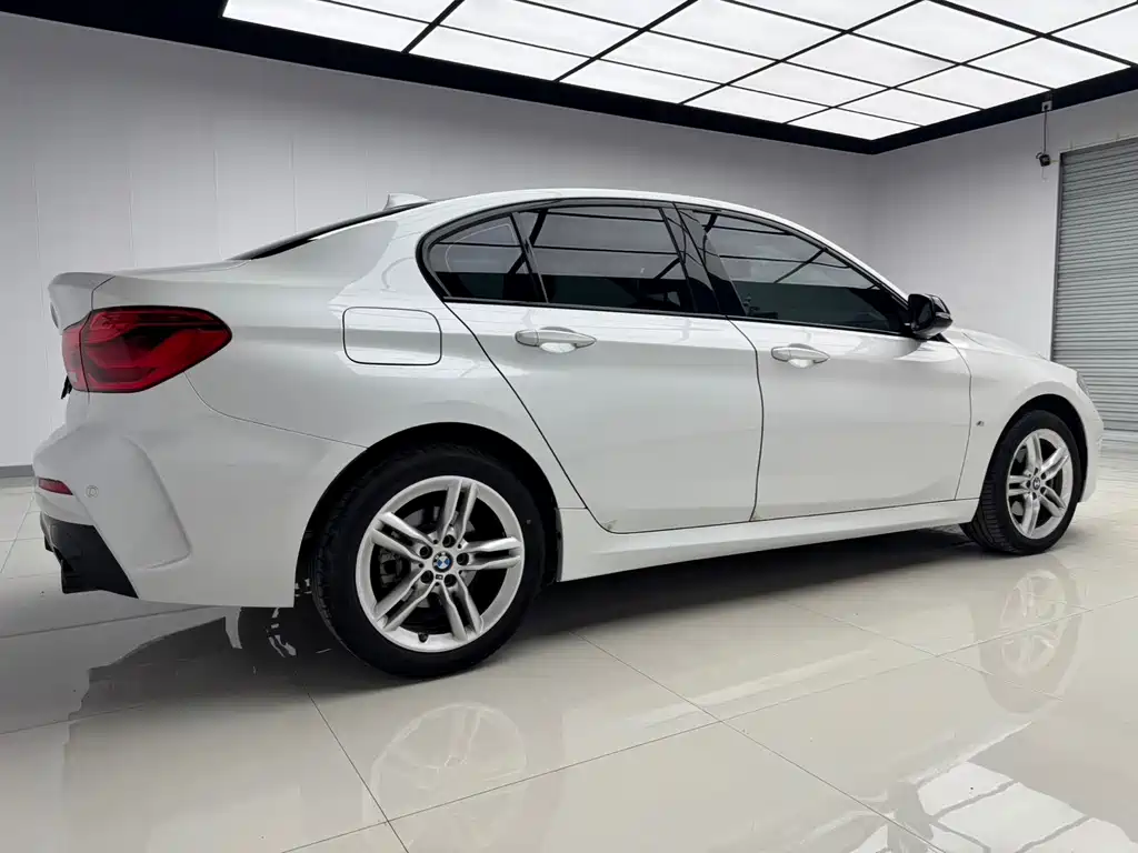BMW 1 Series 2022