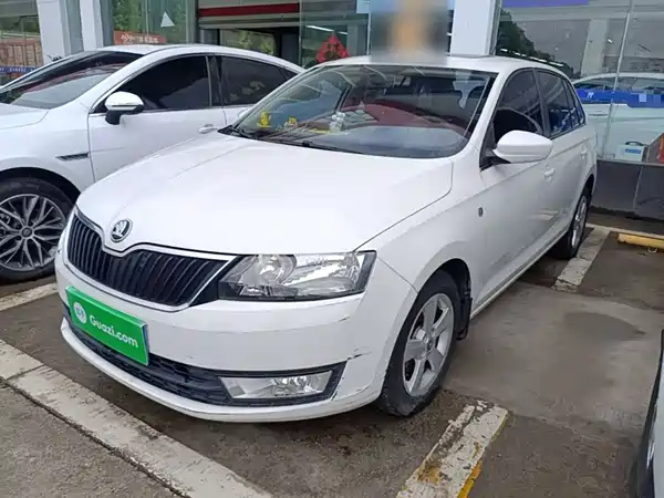 Skoda Rapid Spaceback 2016