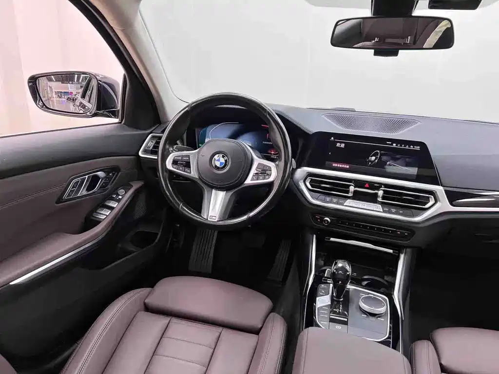 BMW 3 Series 2021 — фото 12