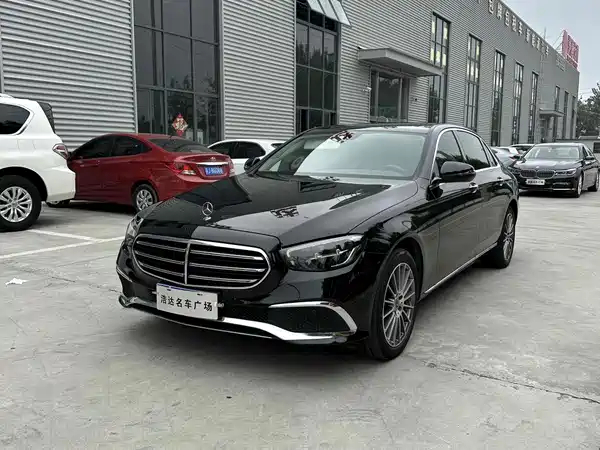 Mercedes-Benz E-Class 2023