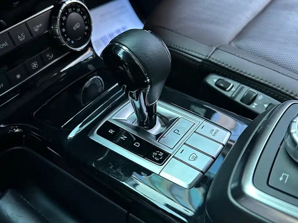Mercedes-Benz G-Class 2016 — фото 19