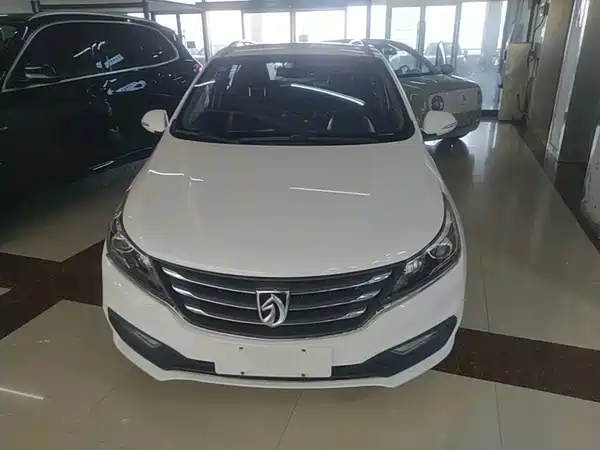 Baojun 310 2018