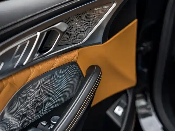 BMW M8 2021