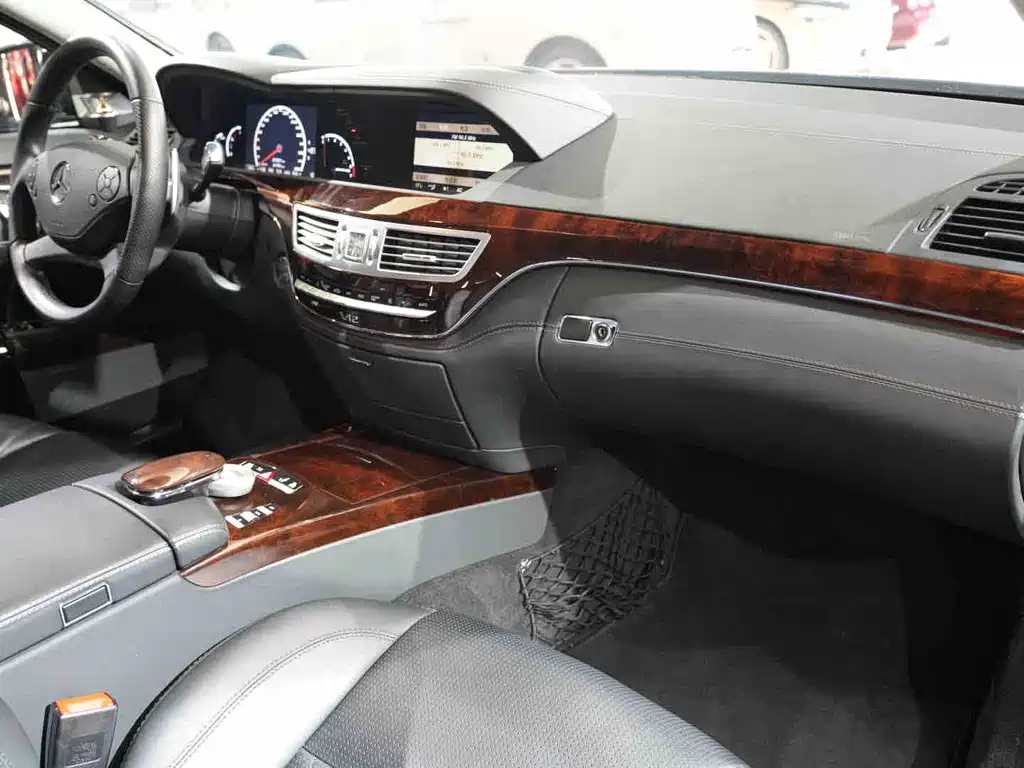 Mercedes-Benz S-Class AMG 2012 — фото 26